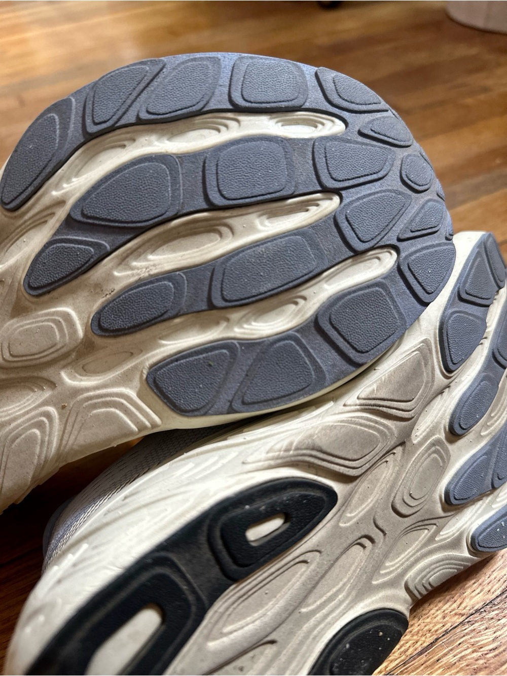New Balance 880 v15 Fresh Foam Running Shoes - Picture 5 of 8